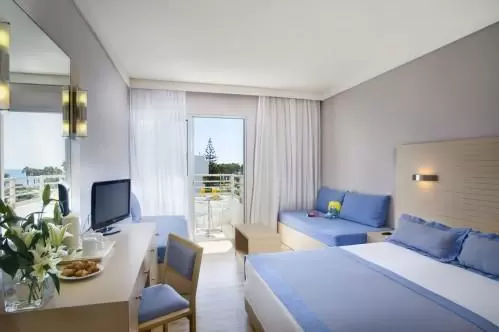 Louis Ledra Beach Hotel – Standard Family Room Side Sea View