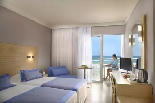 Louis Ledra Beach Hotel – Δικλινο Δωματιο Με Θεα τη Θάλλασα