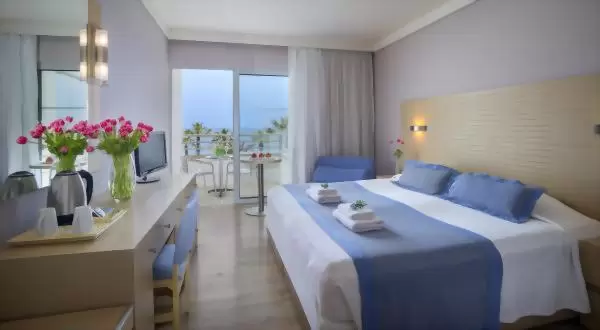 Louis Ledra Beach Hotel – Διπλο Δωματιο Με Θεα Στη Θαλασσα